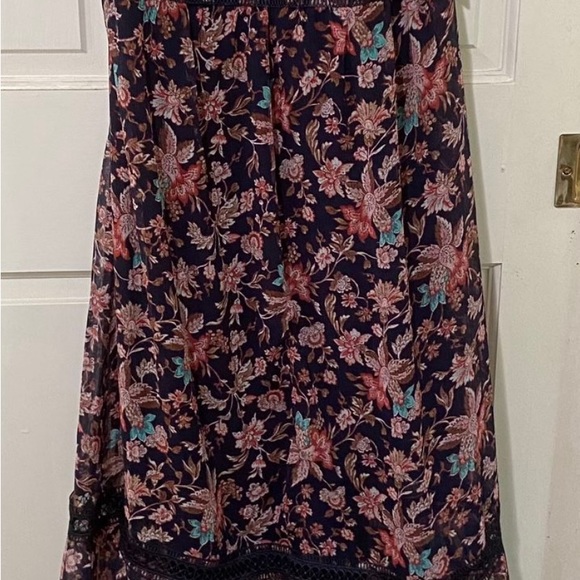 Brand new with tag Express Floral Maxi dress - Picture 4 of 6